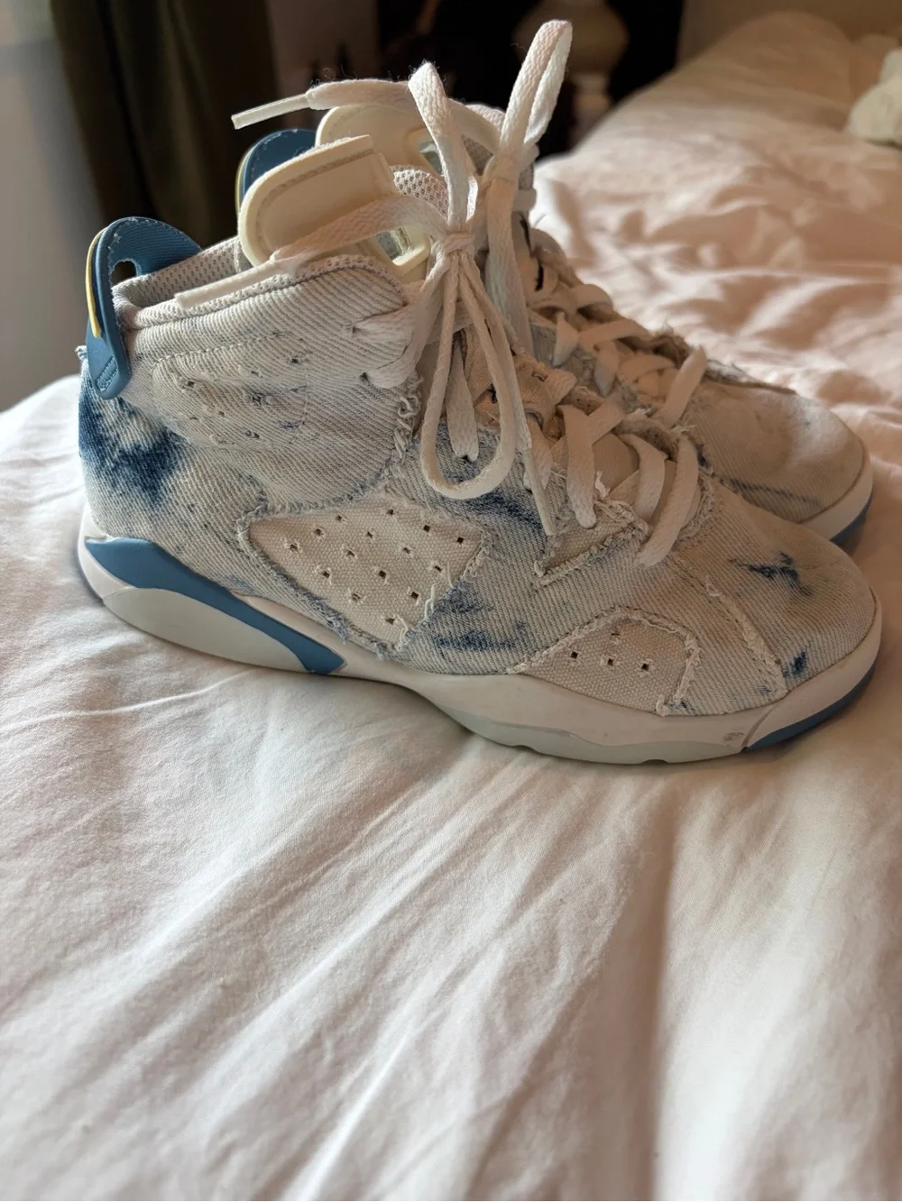 Jordan 6 Retro Denim Wash Kids High-Top Sneakers - White & Light Blue